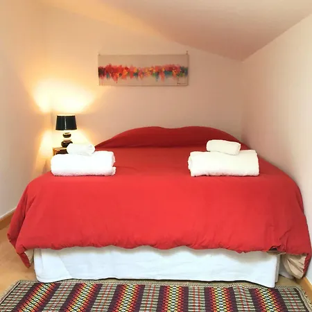 Sail *